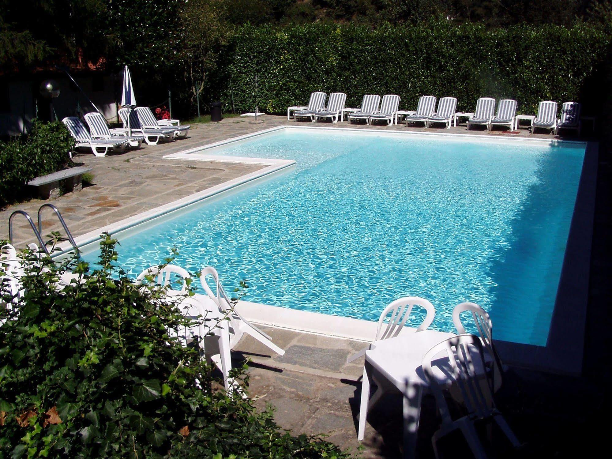 Villa San Carlo Cortemilia Exteriör bild